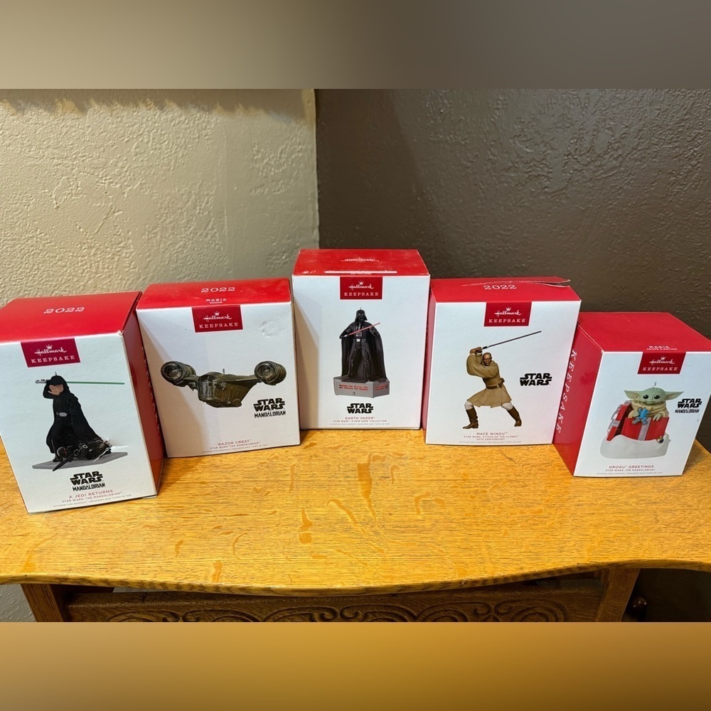2022 Hallmark Star Wars Christmas Ornaments set of 5 Darth, Luke, Baby Yoda NEW